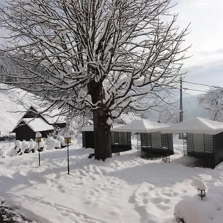 Gasthof - Linder Arriach