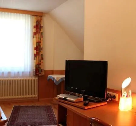 Gasthof - Linder Arriach
